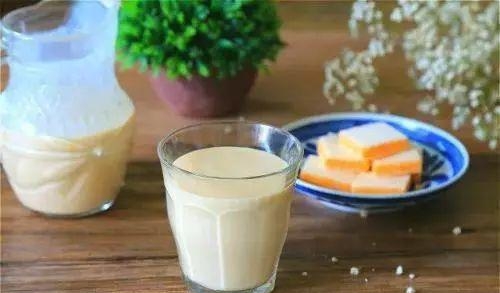 炭烧酸奶和普通酸奶有什么区别，炭烧酸奶的营养价值