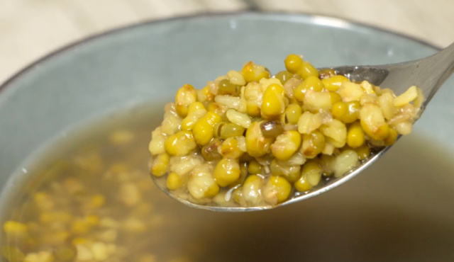 熬绿豆汤需要提前泡绿豆吗，煮绿豆汤的正确方法步骤