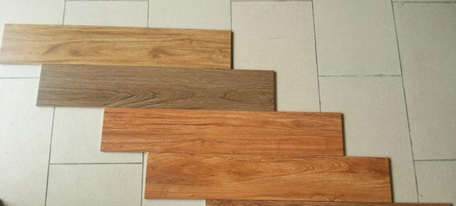 木板上贴瓷砖用什么胶最牢固，木板贴瓷砖施工步骤