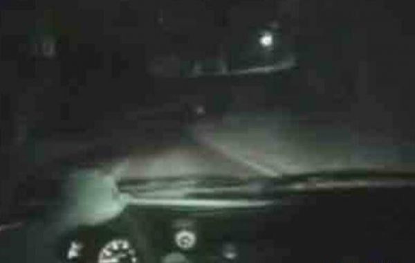 葡萄牙幽灵车祸事件,三名年轻人在夜晚开车遇到女鬼缠身